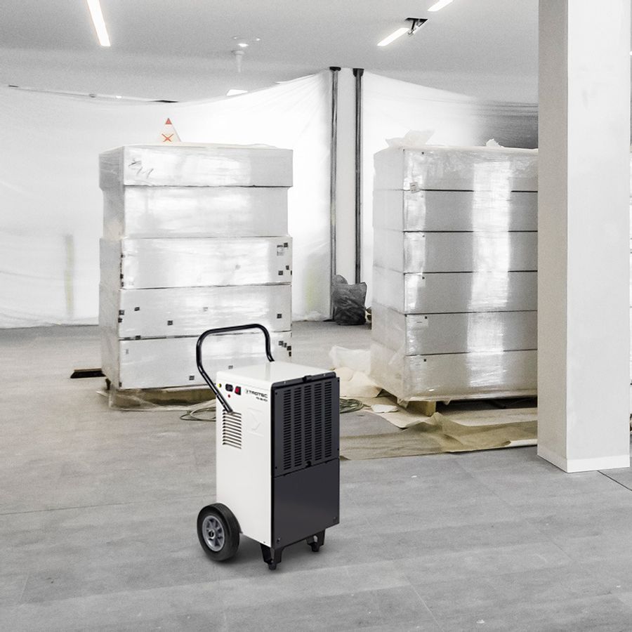 Trotec TTK 380 ECO bouwdroger in een loods