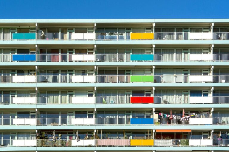 Galerijflat met balkons